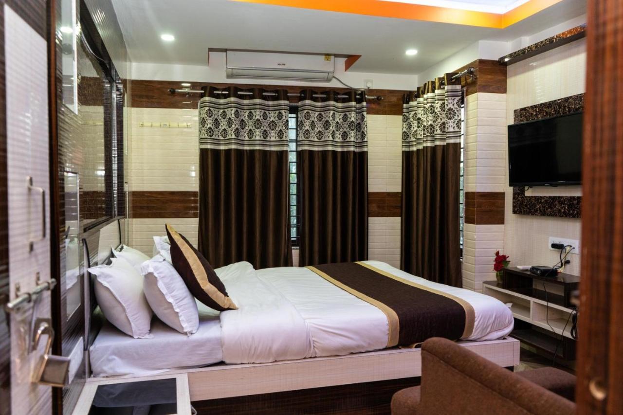 Tirupati Lodge Njp Siliguri Zewnętrze zdjęcie